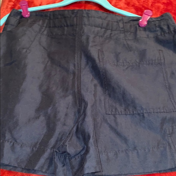 Shorts - Picture 5 of 7